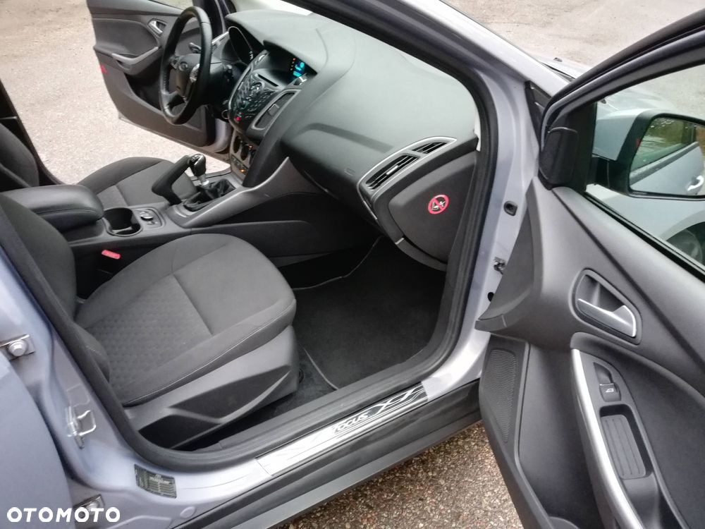 Ford Focus Turnier 1.0 EcoBoost Start-Stopp-System SYNC Edition - 11