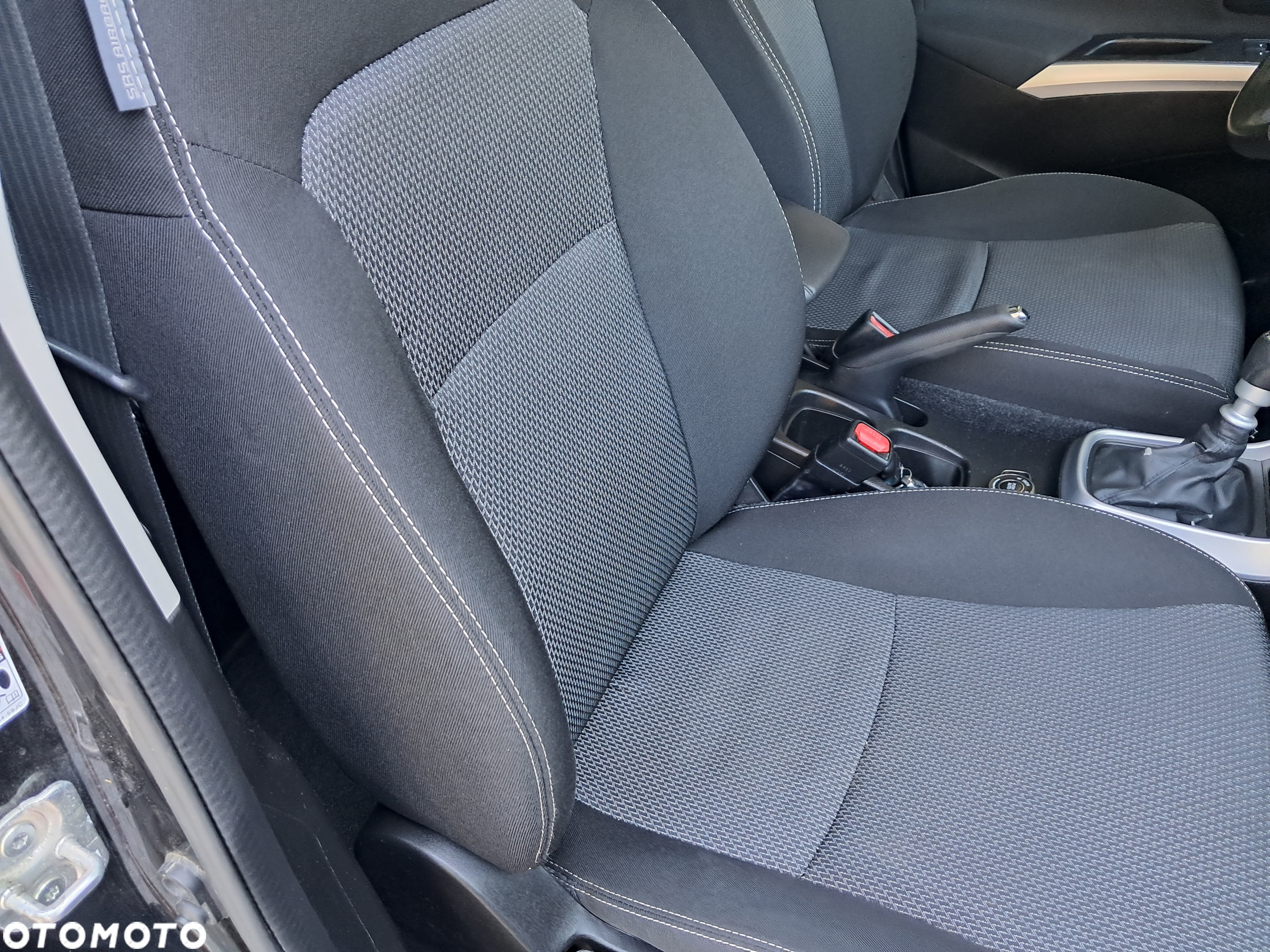 Suzuki SX4 S-Cross 1.6 DDiS Premium 4WD - 33