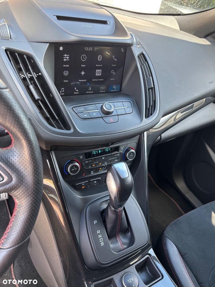 Ford Kuga 2.0 TDCi 4x4 ST-Line - 27