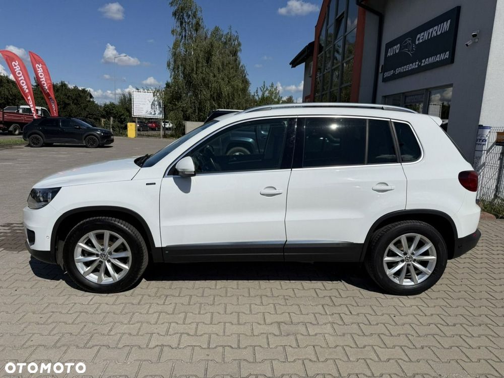 Volkswagen Tiguan 2.0 TDI DPF BlueMotion Technology Lounge Sport & Style - 10