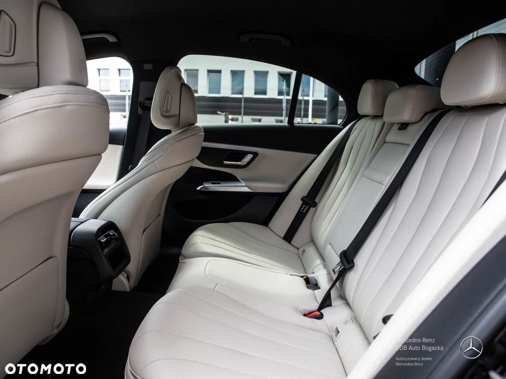 Mercedes-Benz Klasa E 200 d mHEV Avantgarde 9G-Tronic - 12