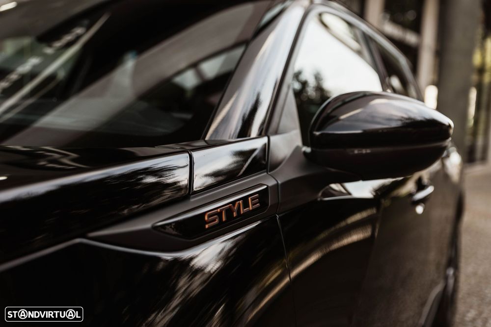 Peugeot 2008 1.2 Hybrid Style e-DCS6 - 8