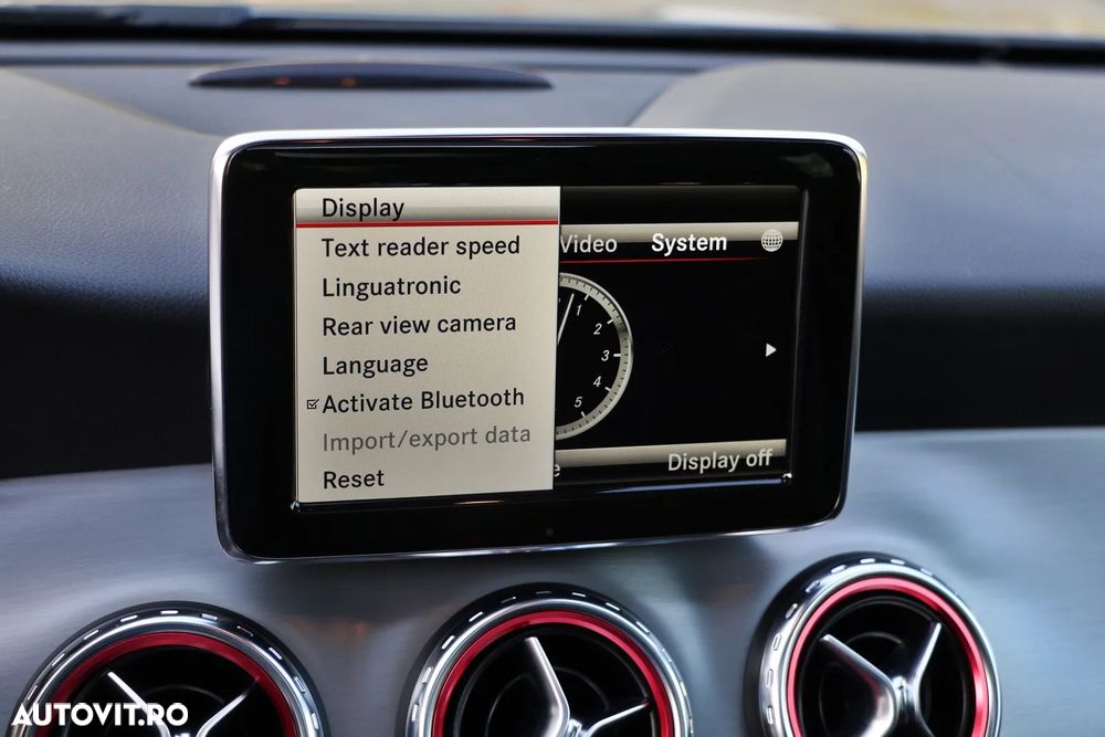 Mercedes-Benz GLA 220 CDI 4MATIC 7G-DCT AMG Line - 29