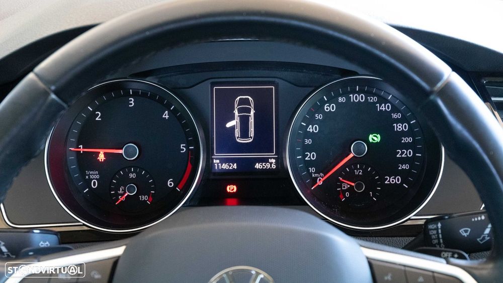 VW Passat Variant 2.0 TDI Business DSG - 7