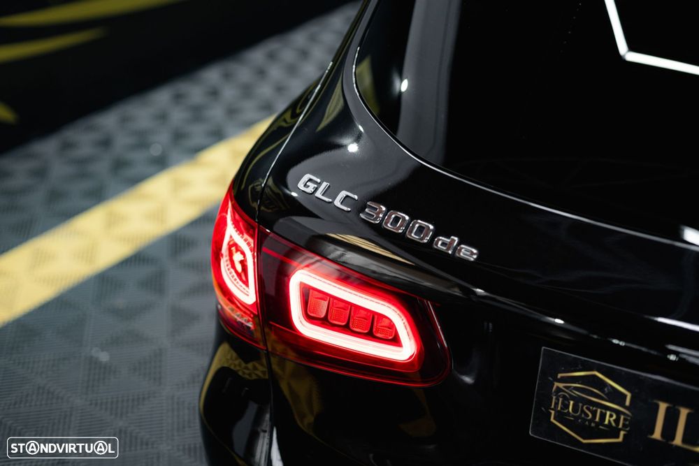 Mercedes-Benz GLC 300 de 4Matic - 44