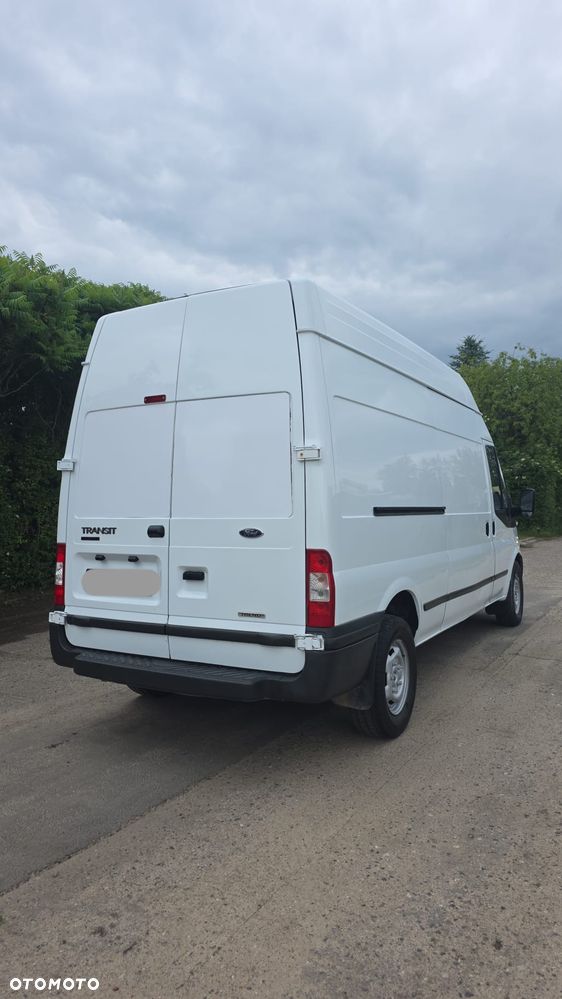 Ford Transit - 11