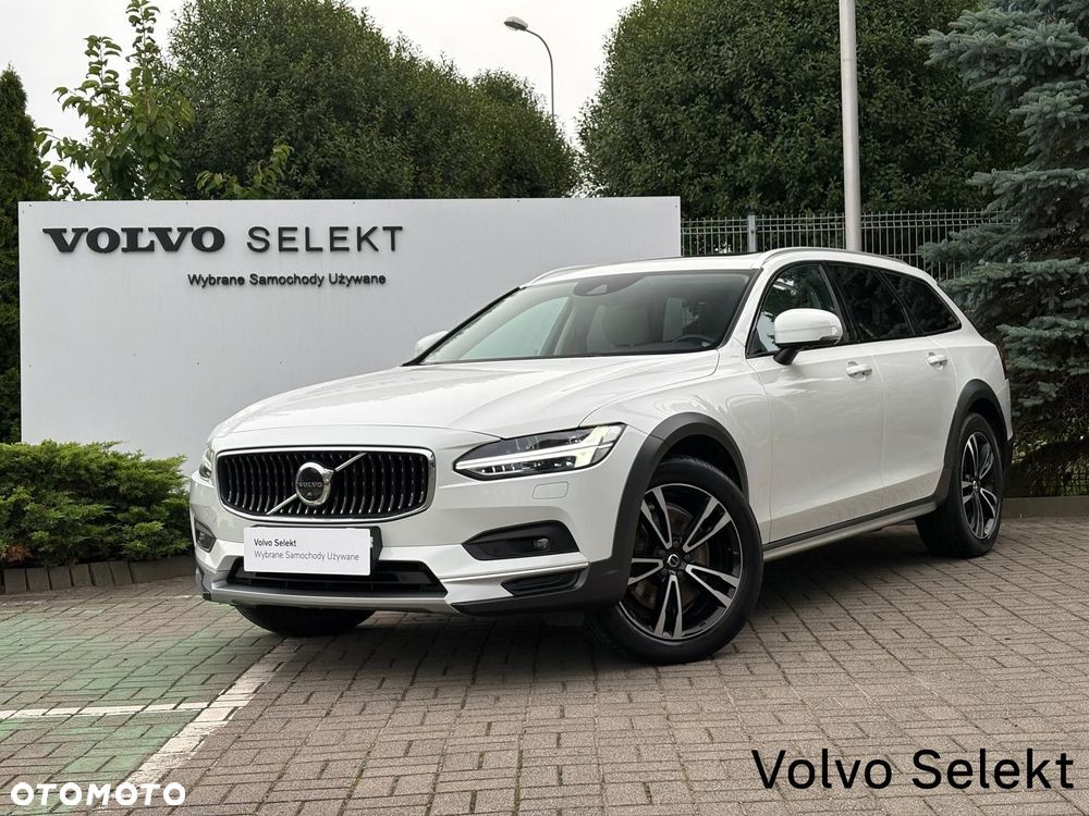 Volvo V90 Cross Country - 2