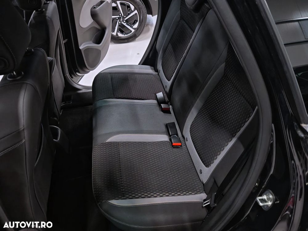 Opel Crossland X 1.2 Start/Stop Innovation Aut. - 29