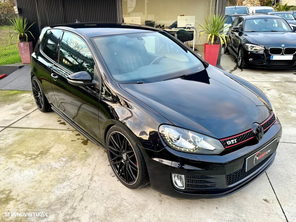 VW Golf 2.0 GTI DSG - 4