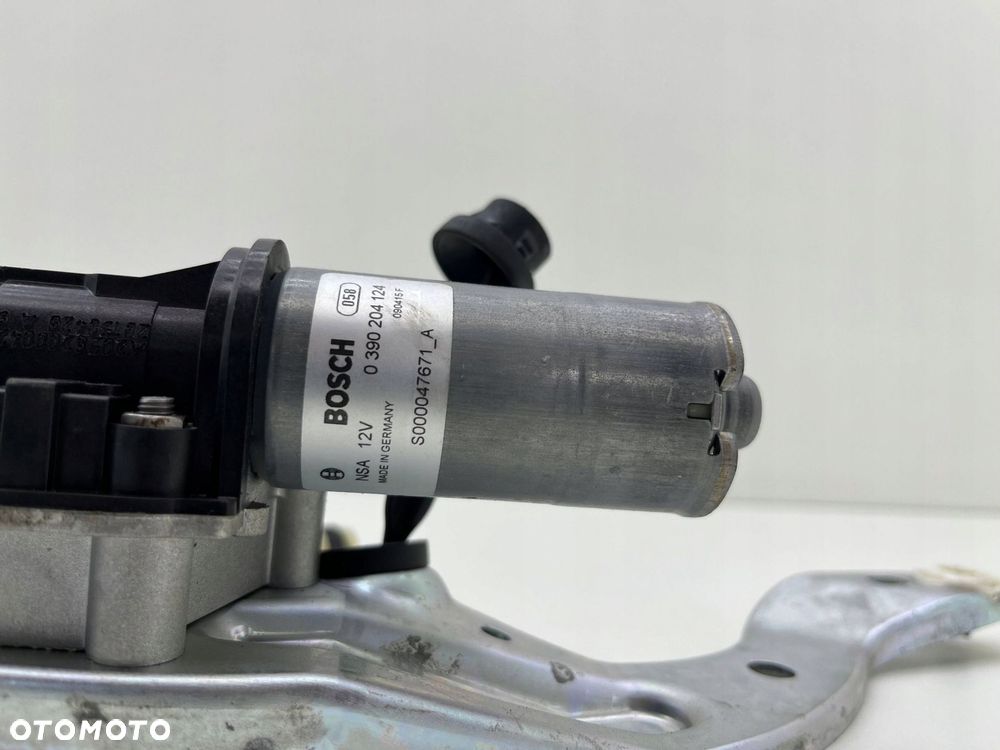 MERCEDES W205 MECHANIZM SILNICZEK TYLNEJ KLAPY A2058200042 - 2