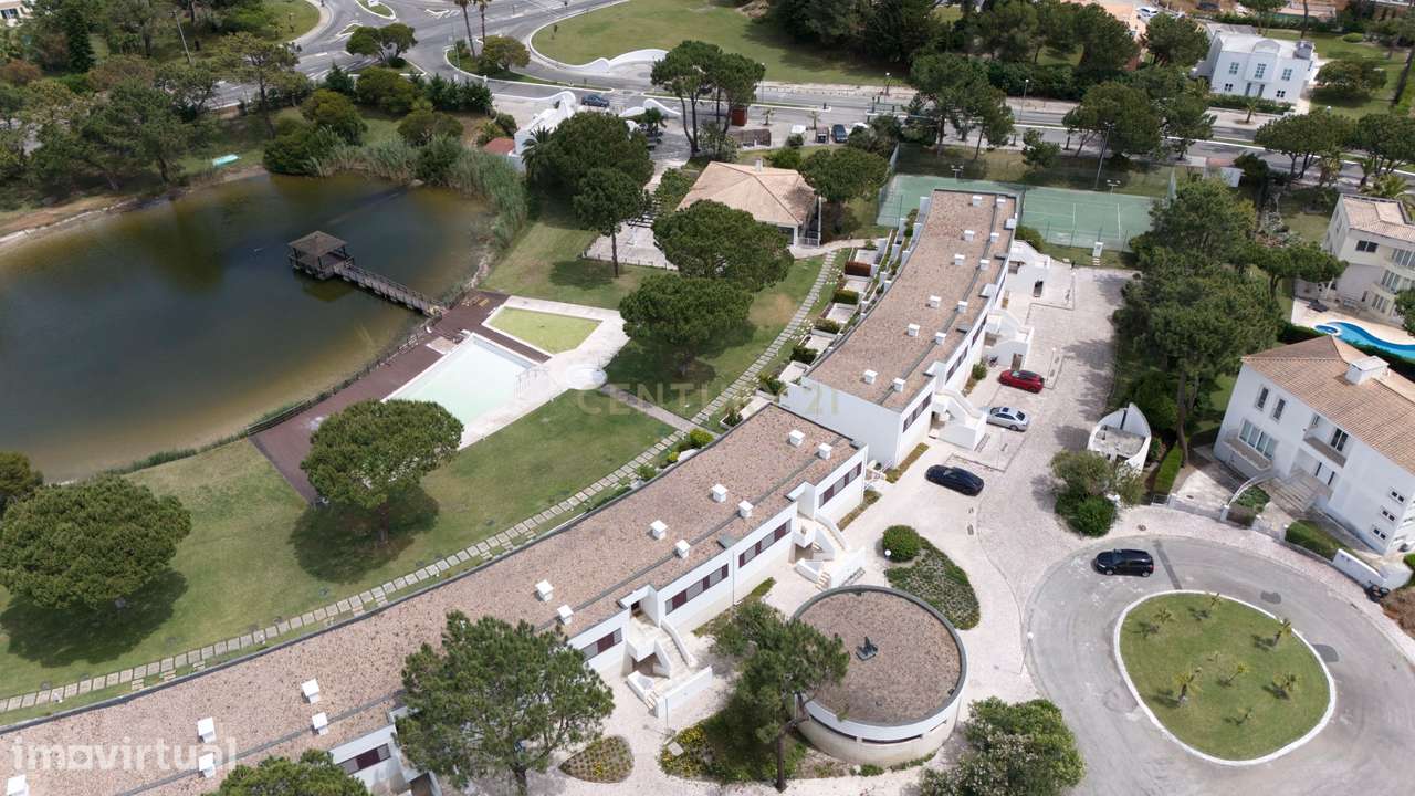 Apartamento T1+1 com terraco privativo no Empreendimento do Lago - Sol - Grande imagem: 4/50