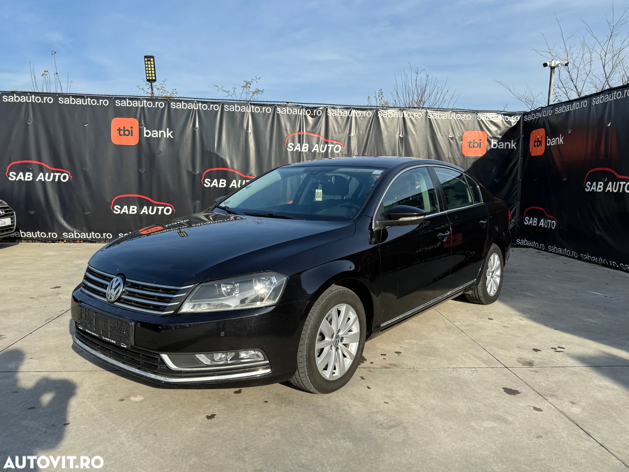 Volkswagen Passat 2.0 TDI DSG BlueMotion Technology Comfortline - 2
