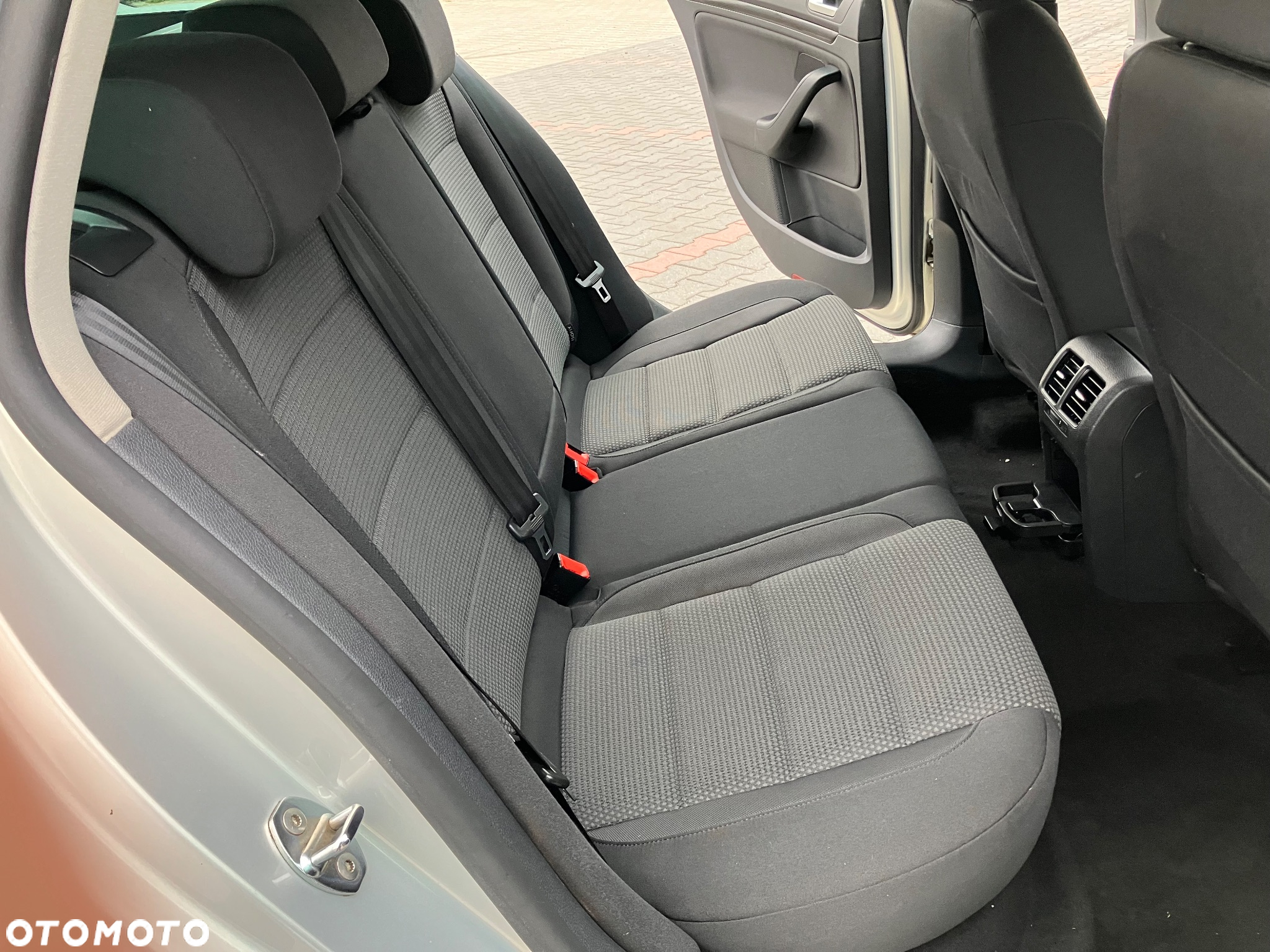 Volkswagen Golf 1.4 TSI BlueMotion Technology Comfortline - 17