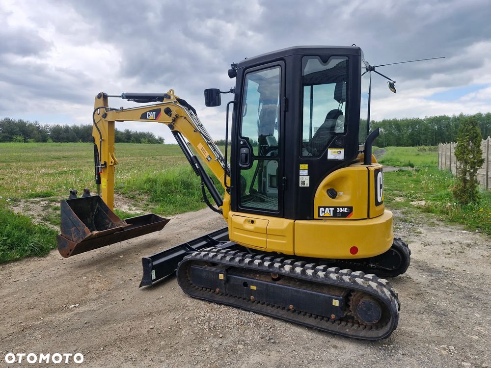 Caterpillar 304 E2 - 4