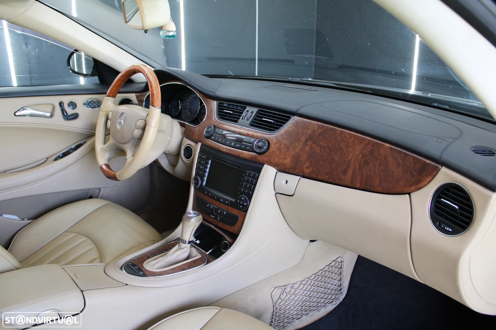 Mercedes-Benz CLS 320 CDi - 16