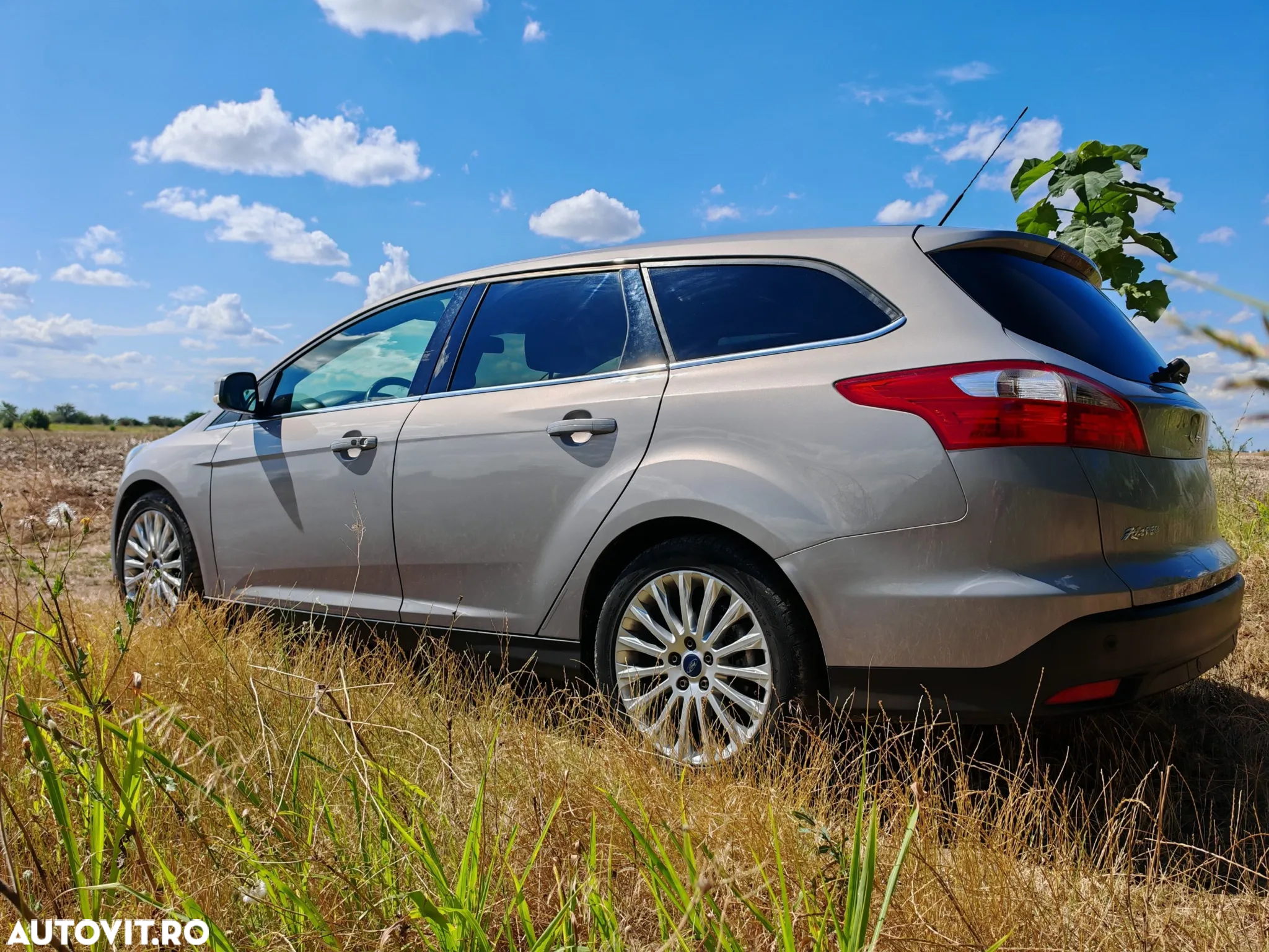 Ford Focus 2.0 TDCI DPF Titanium - 17
