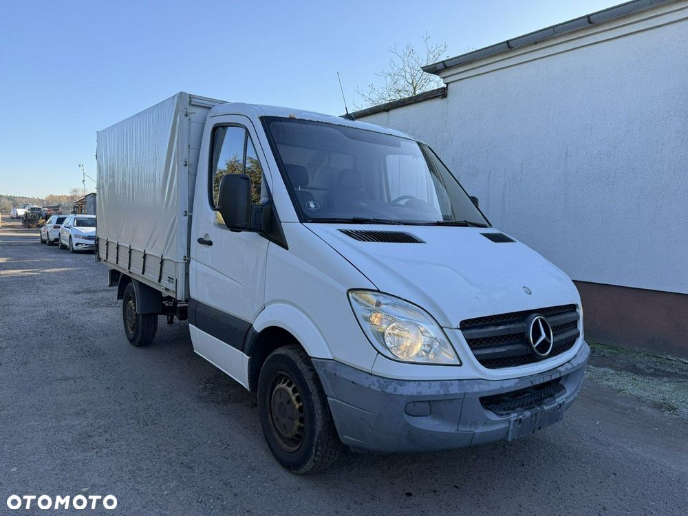 Mercedes-Benz Sprinter - 11