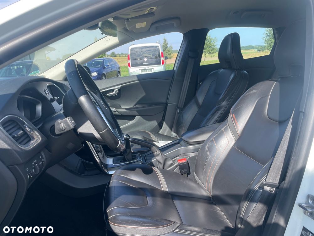 Volvo V40 Cross Country T3 Ocean Race - 9