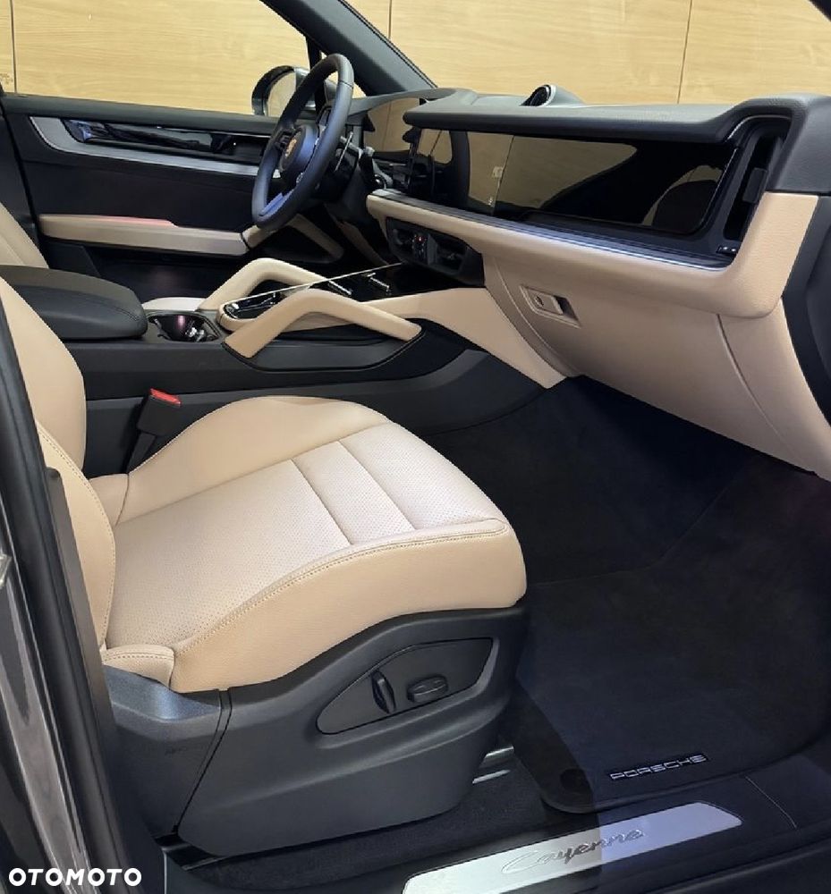 Porsche Cayenne Standard - 9