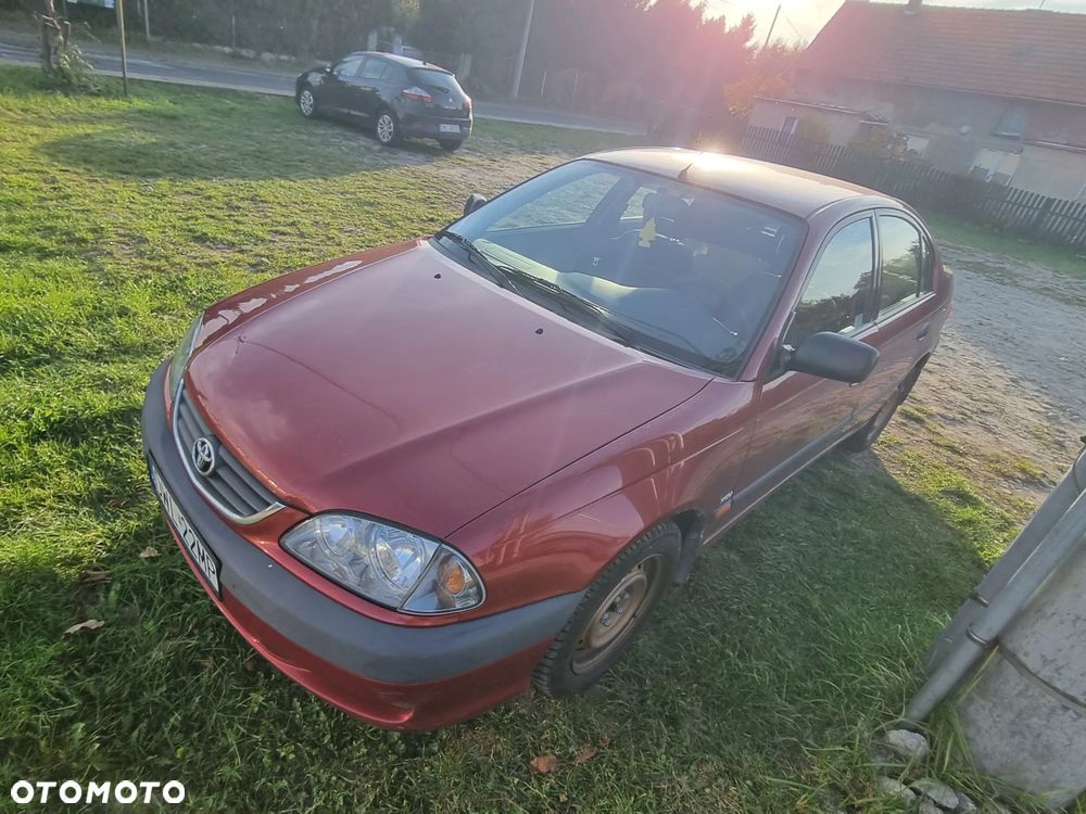 Toyota Avensis 2001 photo 3