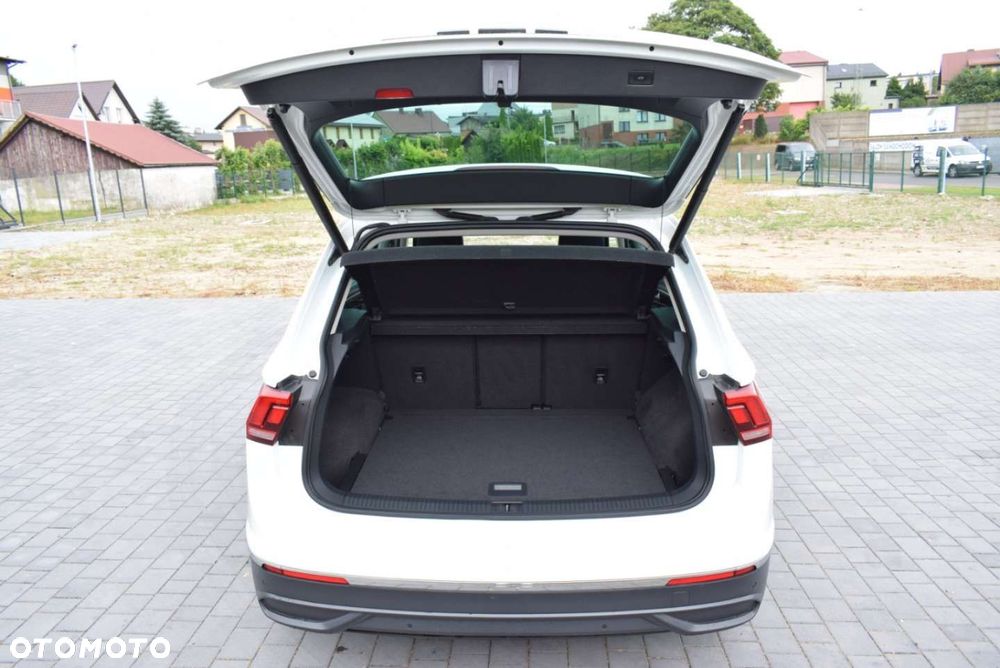 Volkswagen Tiguan - 13