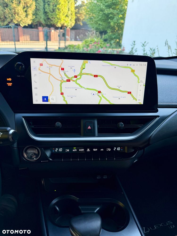 Lexus UX 250h GPF F Sport Design+ 2WD - 21
