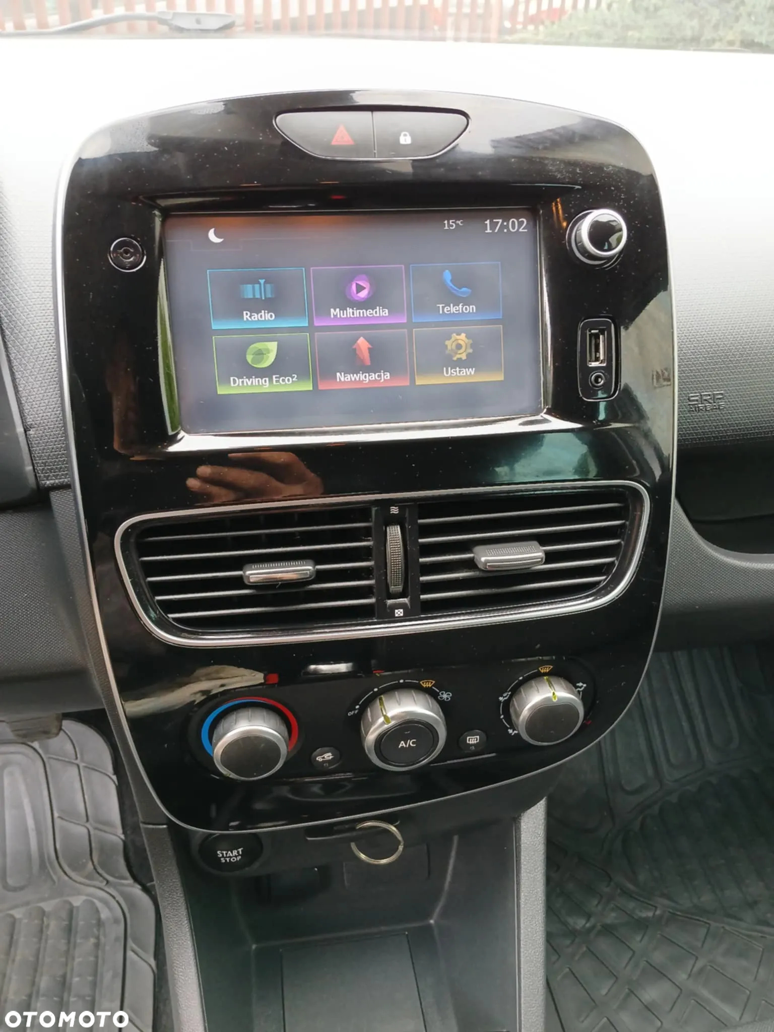 Renault Clio dCi 90 Limited - 12
