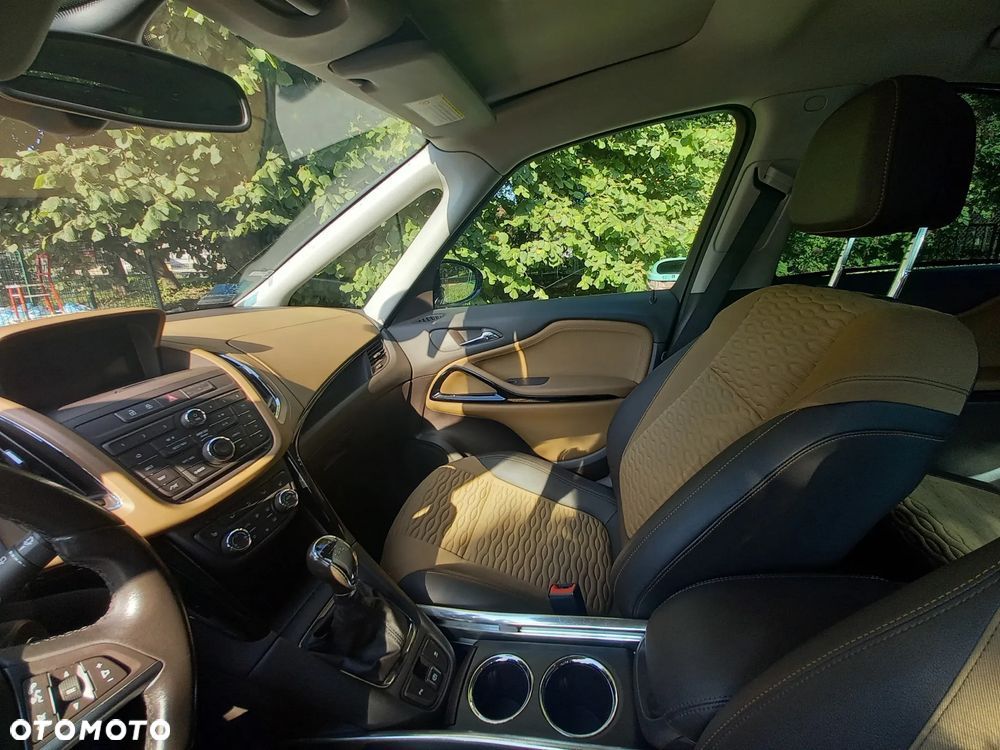 Opel Zafira 1.4 T Cosmo - 18