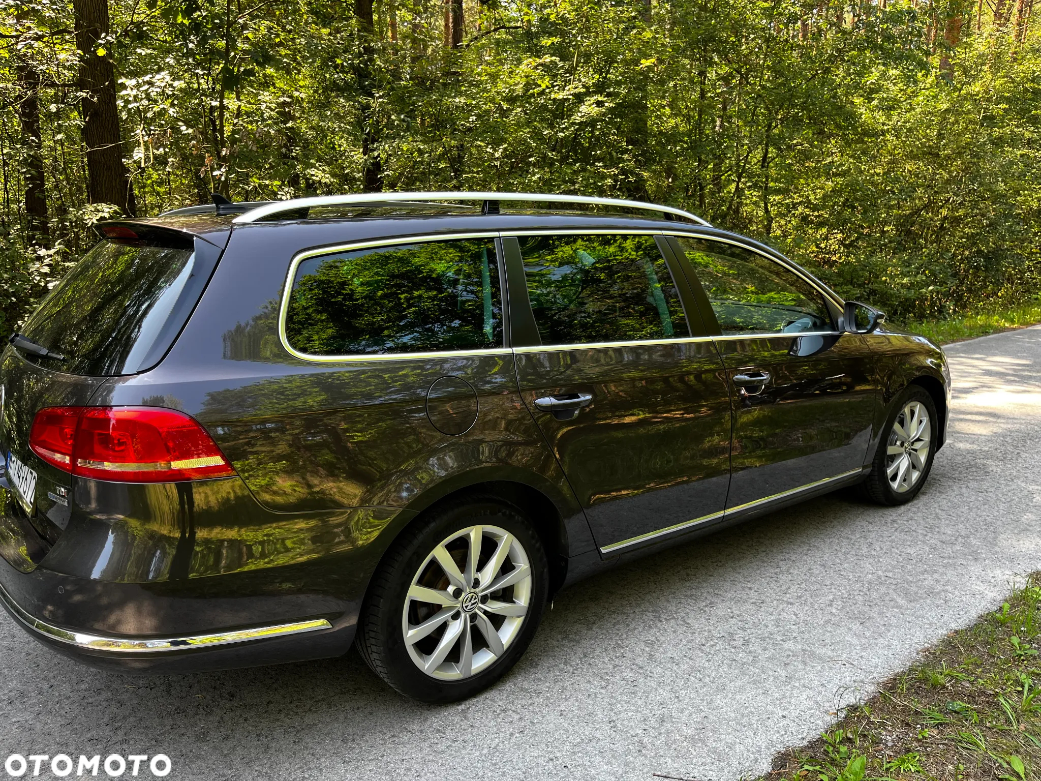 Volkswagen Passat Variant 1.6 TDI BlueMotion Technology Highline - 5