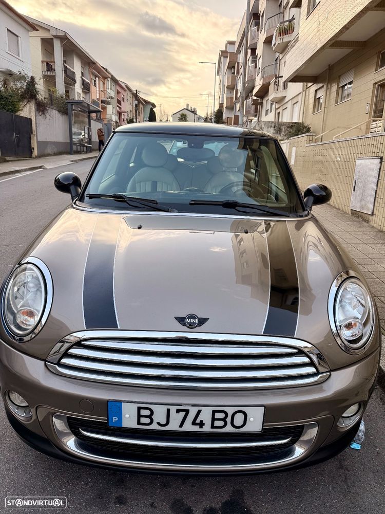 MINI 3 Portas Cooper D - 1