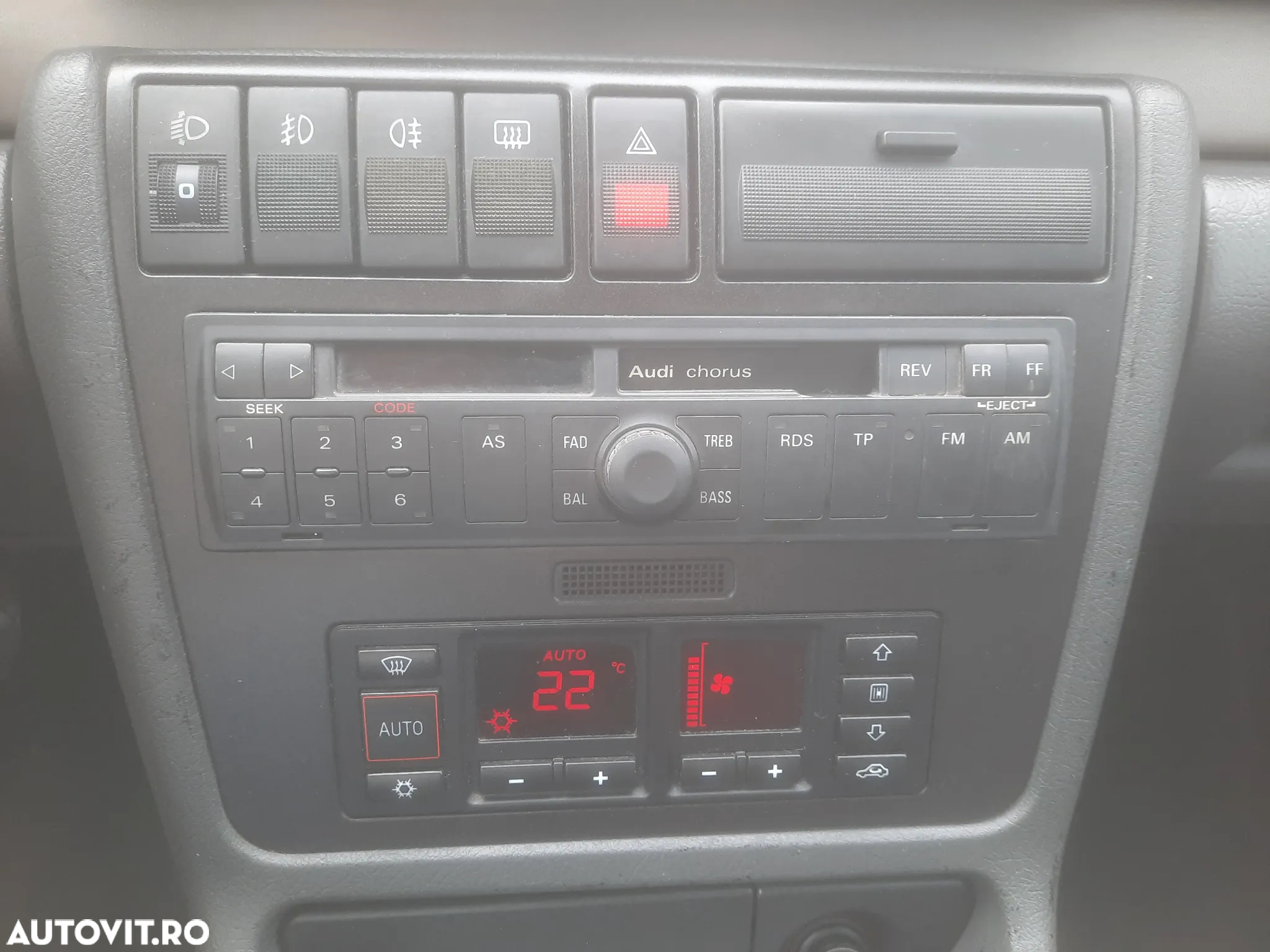 Audi A4 1.6 - 13