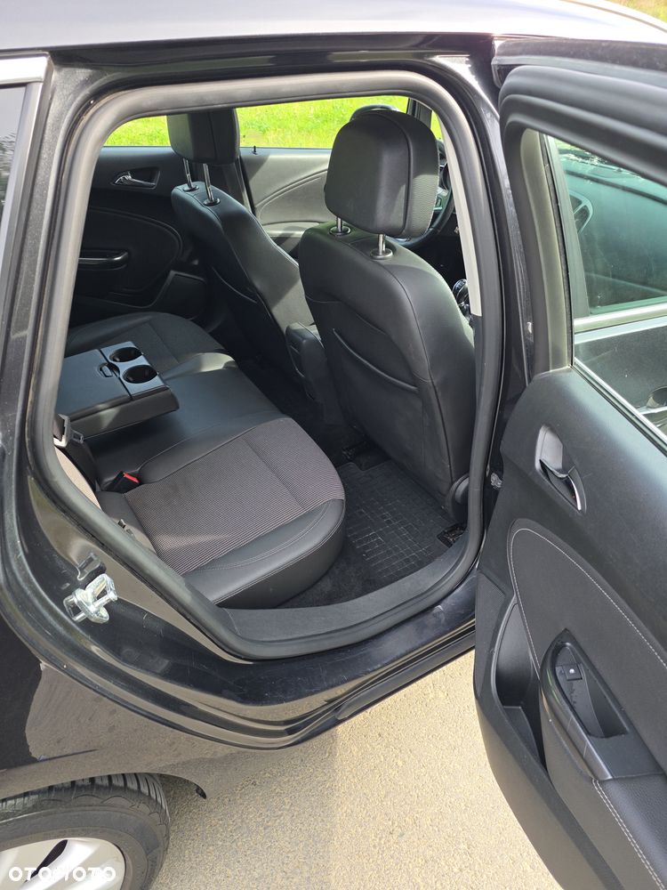 Opel Astra 1.4 Turbo Cosmo - 13