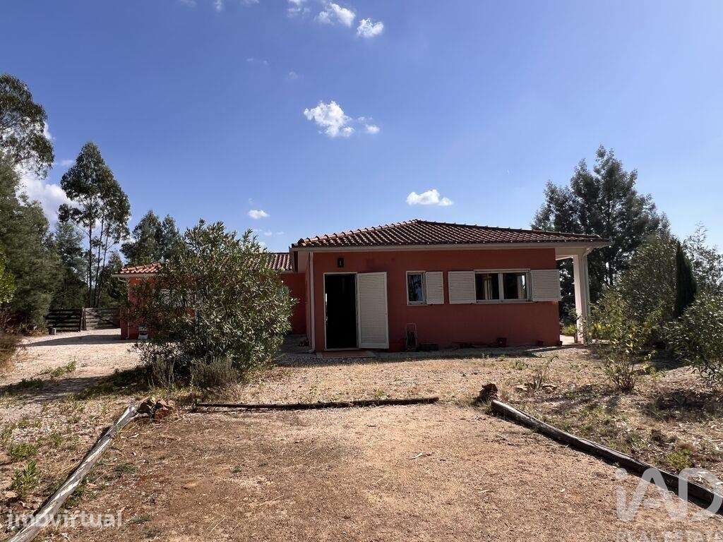 Casa / Villa T3 em Pedrógão Grande de 192 m2 - Grande imagem: 3/29