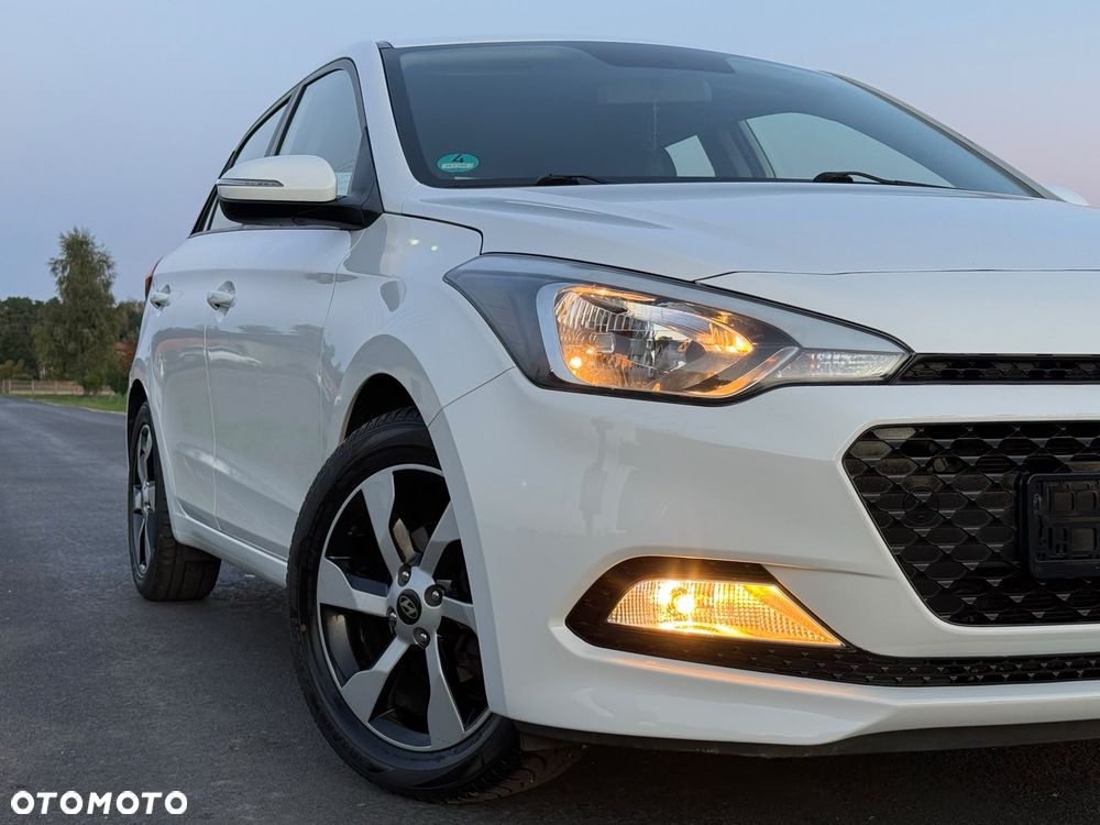 Hyundai i20 1.2 Fresh - 13