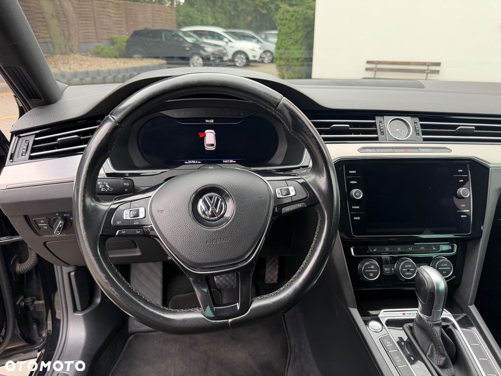Volkswagen Passat 2.0 TDI Bi-Turbo BMT 4Mot Highline DSG - 19