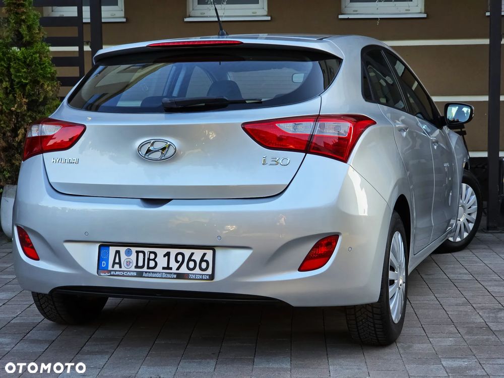 Hyundai i30 1.4 Comfort - 4