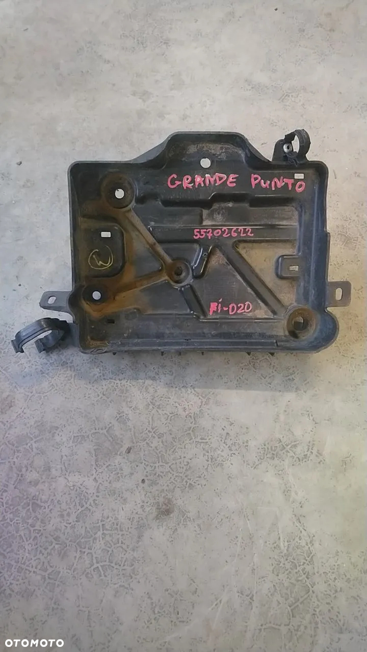 OBUDOWA AKUMULATORA VW AUDI SEAT SKODA OPEL RENAULT CITROEN PEUGEOT FORD VOLVO BMW MAZDA MINI FIAT TOYOTA MERCEDES KIA HYUNDAI HONDA INFINITI - 34