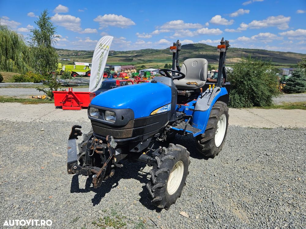 New Holland TC 24 4x4 - 9
