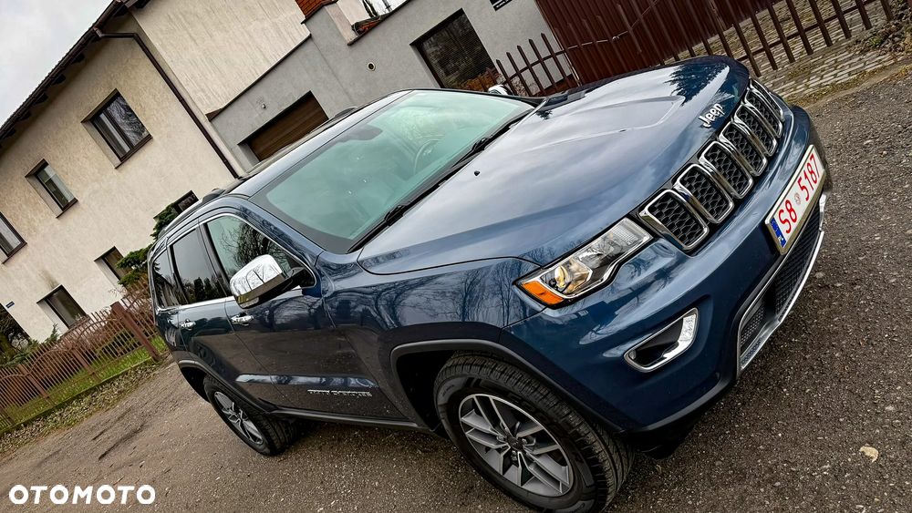 Jeep Grand Cherokee - 14
