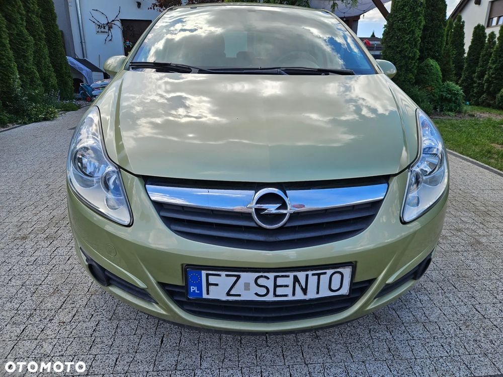 Opel Corsa 1.2 16V Edition - 2