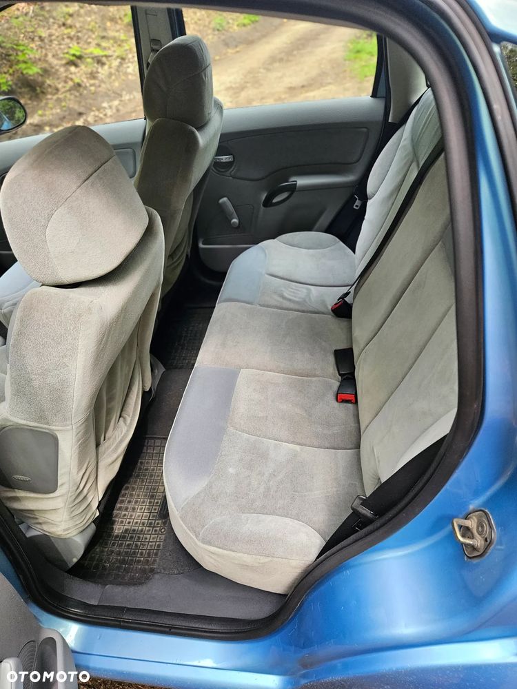 Citroën C3 1.6 SportChic - 12