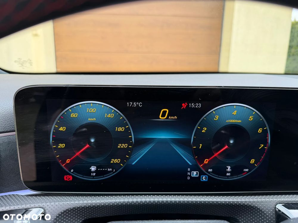 Mercedes-Benz Klasa A 200 7G-DCT Advanced AMG Line - 17