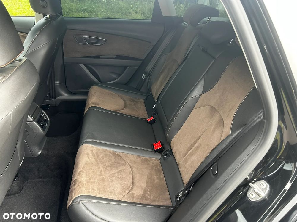 Seat Leon Sportstourer 2.0 TDI Start&Stop 4Drive X-Perience - 18