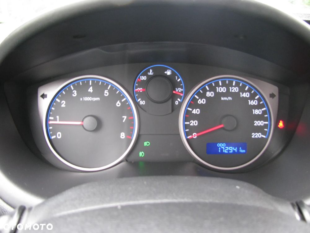 Hyundai i20 1.2 Fifa World Cup Edition - 23