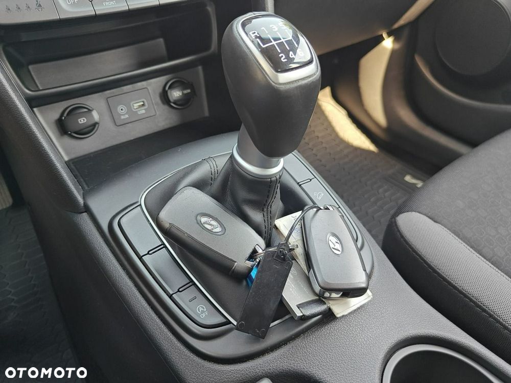 Hyundai Kona - 14