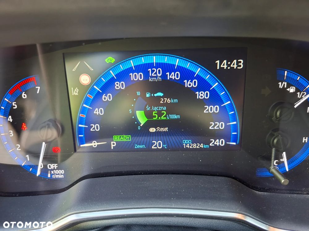 Toyota Corolla 1.8 Hybrid Comfort - 13