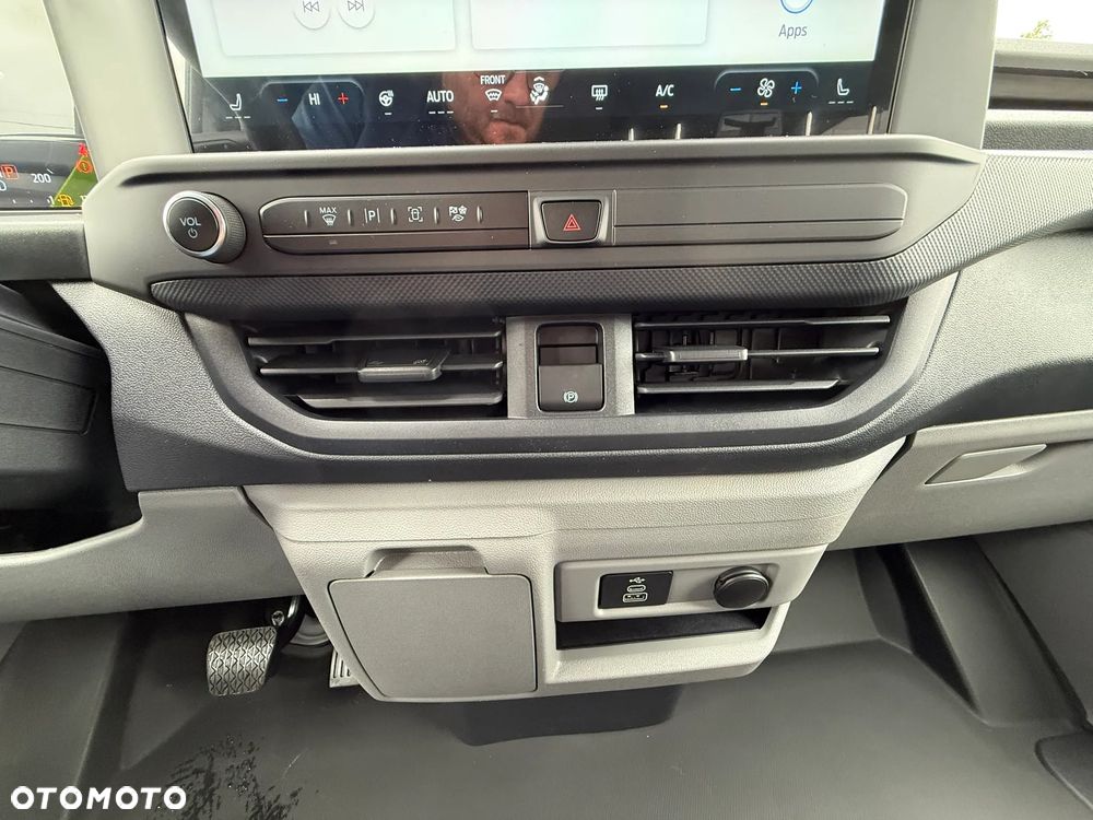 Ford Transit Custom Kombi M1 2.0 EcoBlue 170KM A8 FWD Trend 320 L2 - 17