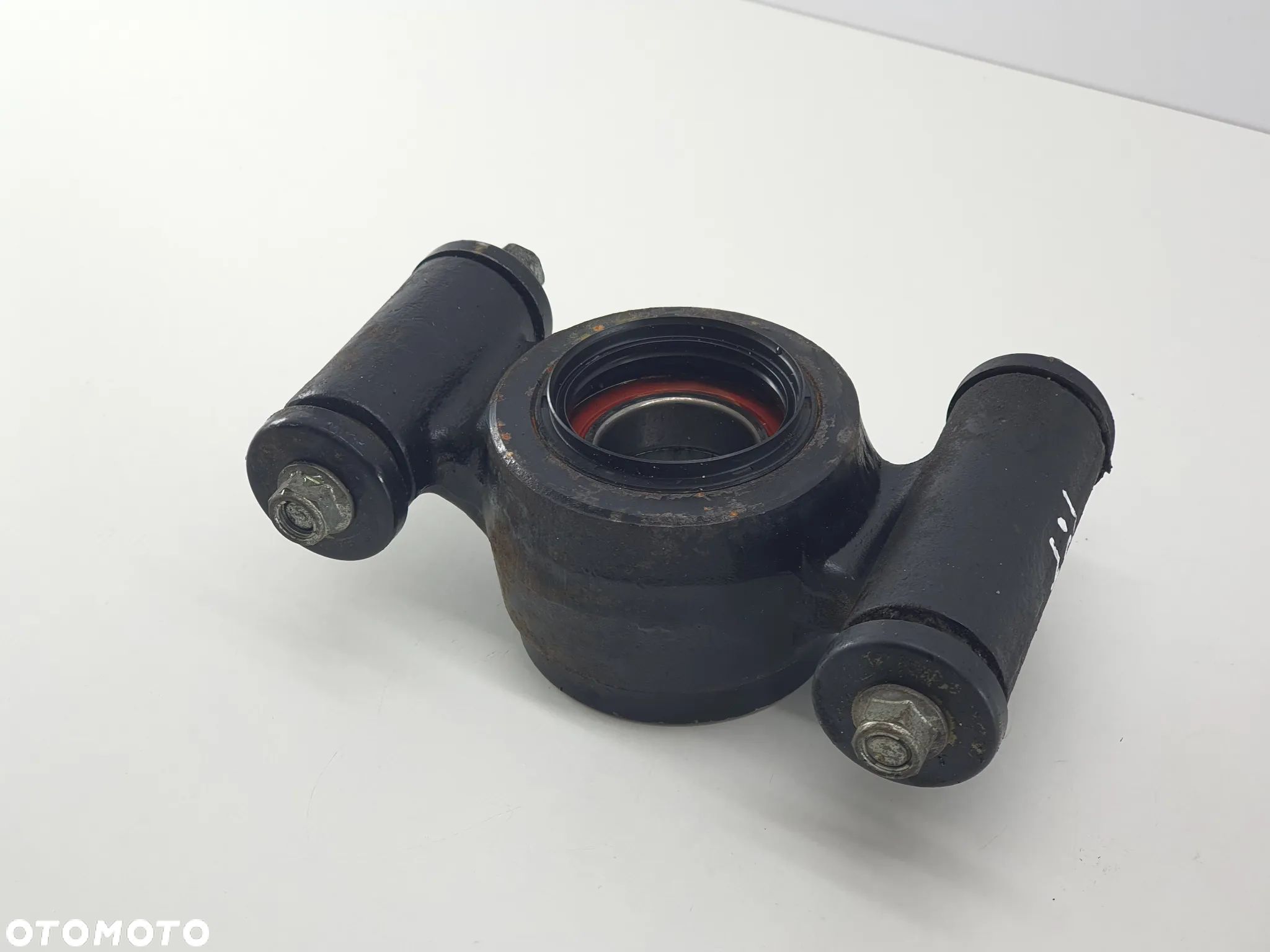 ZWROTNICA TYL LOZYSKO  TGB BLADE 550 - 1