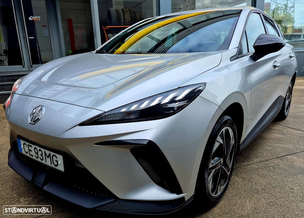 MG MG4 51 kWh Standard - 2