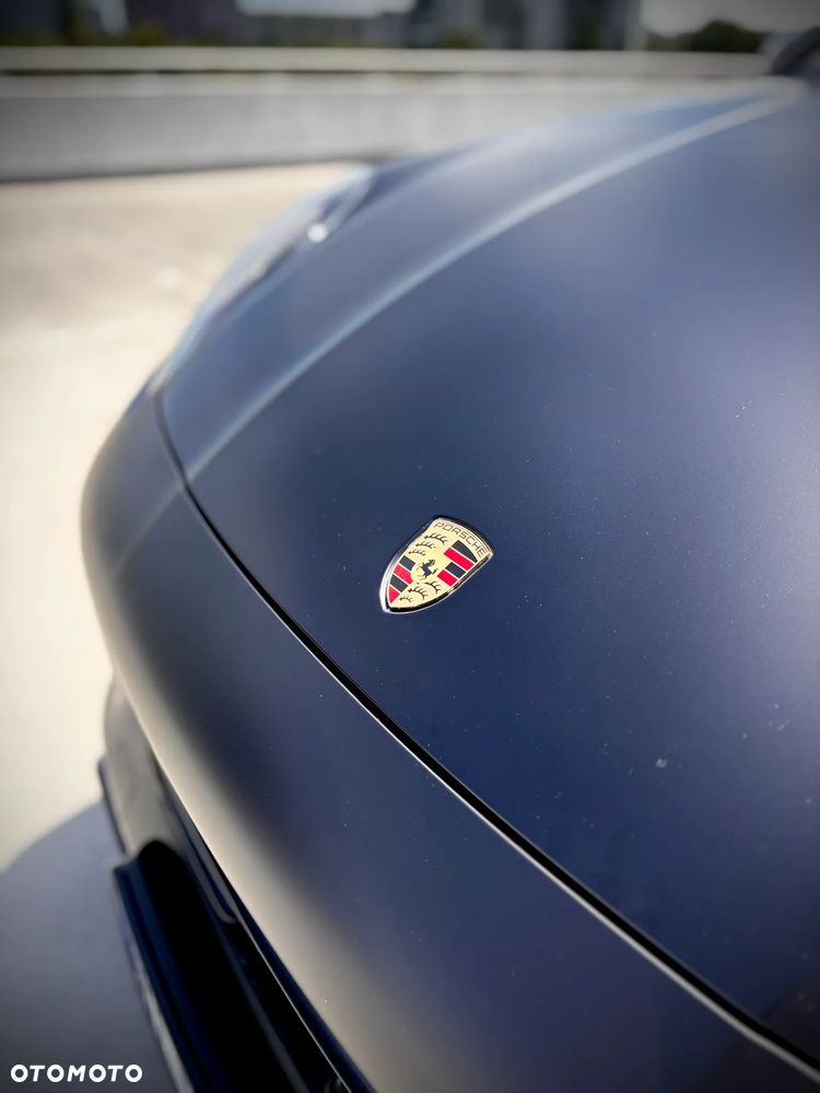 Porsche Cayenne - 28